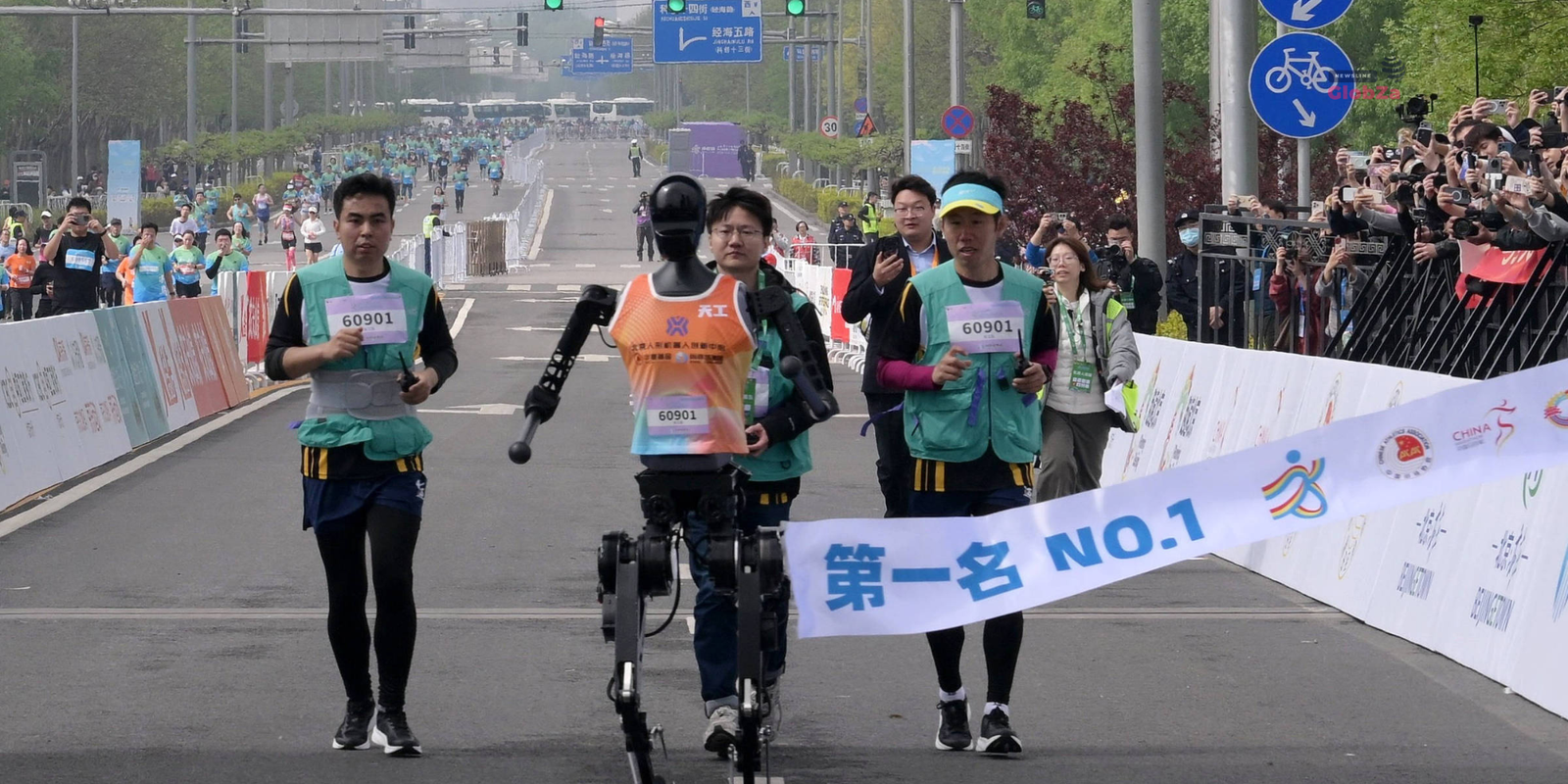 humanoid robot marathon