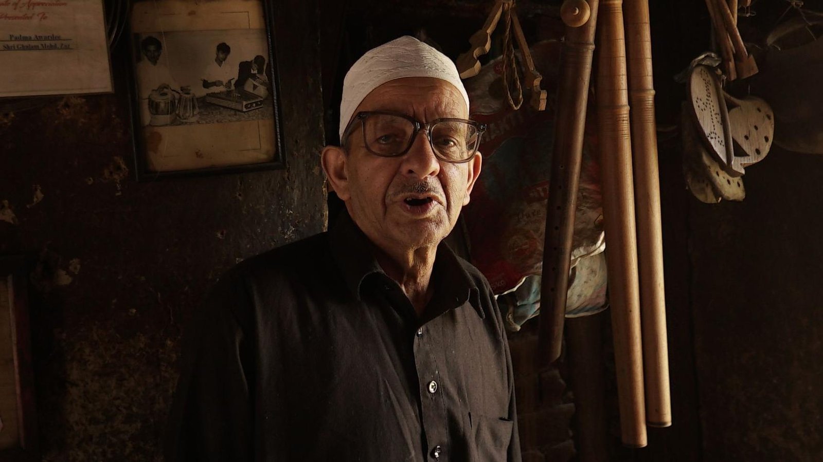 Kashmiri Santoor Artisan: Ghulam Zaz’s Fight to Save a Dying Craft