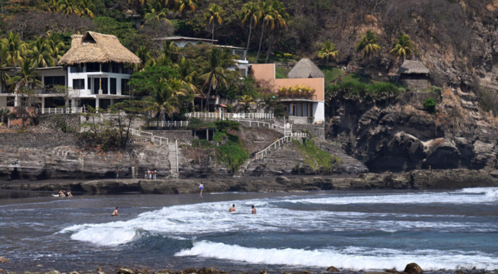Bitcoin Beach El Zonte