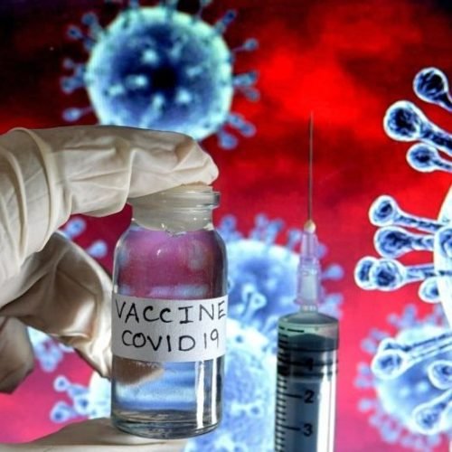 Flu and COVID Vaccines: Protecting Canadians from  Viral Threats