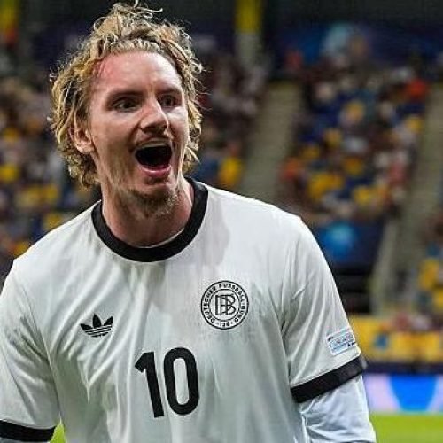 Newcastle Record Signing Woltemade Impresses Early in Key Role