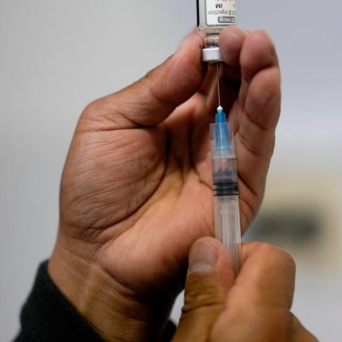 COVID-19 Vaccines and Cancer : Immune Benefits